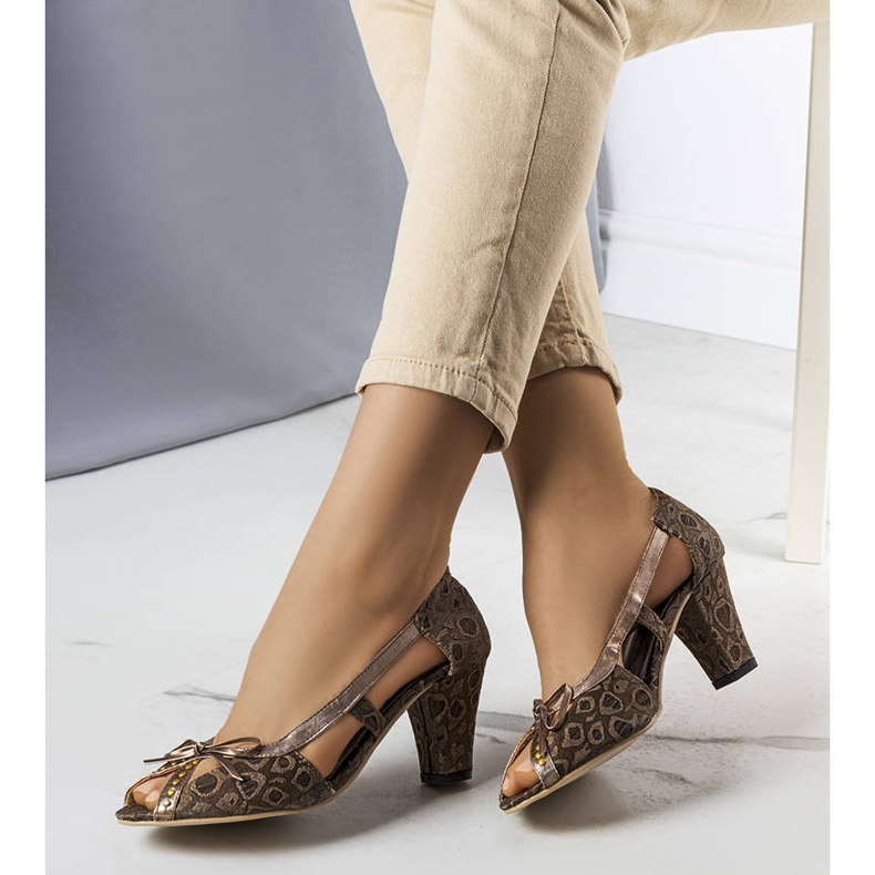 PA1 Sapatilha de salto alto marrom da Lavra castanho cobre 2