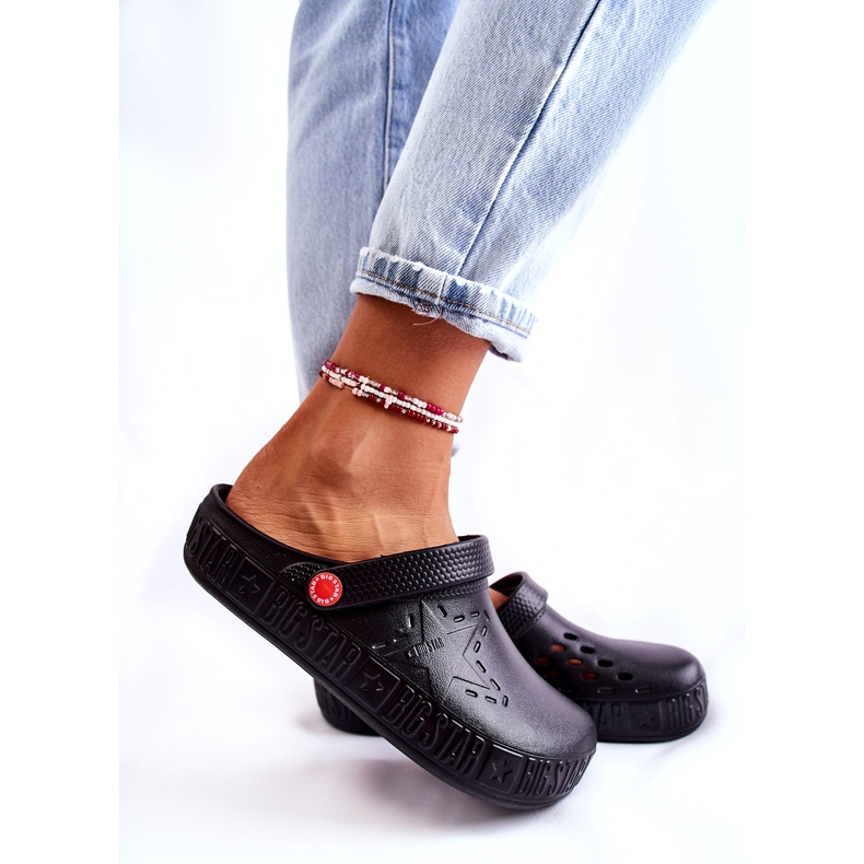 Chinelos leves femininos Kroks Big Star II275001 preto 1