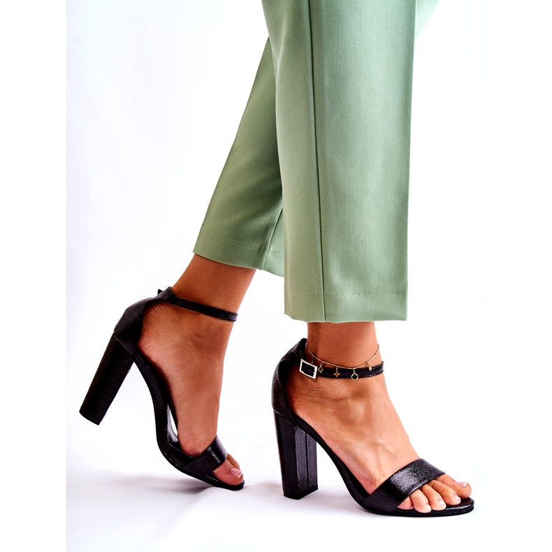PG1 Sandálias de couro clássicas em uma barra preta Sallen preto 2