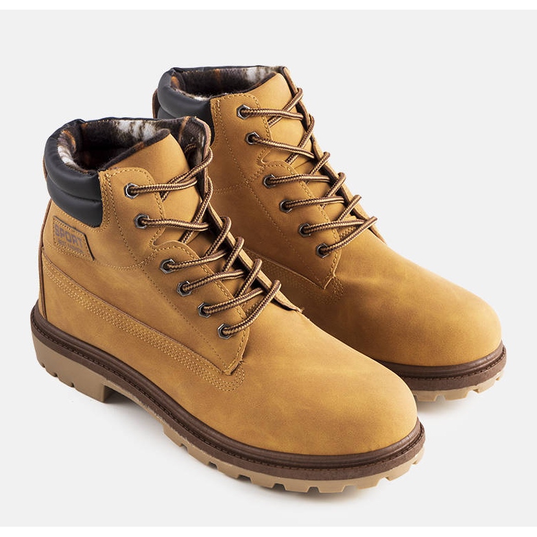 Botas de homem Kinze isoladas castanhas castanho 1 Botas de homem Kinze isoladas castanhas castanho 1