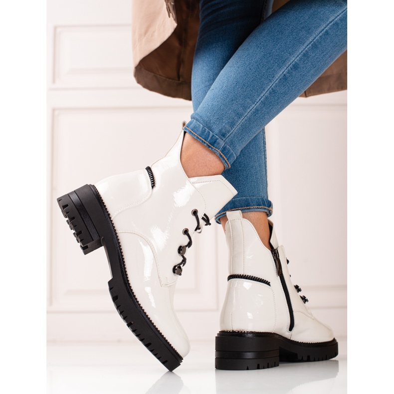 W. Potocki Botas Potocki de mulher lacadas a branco 1
