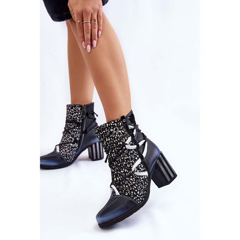 Salto alto feminino de couro Maciejka 05605-01 preto e branco 2