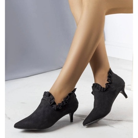 Sapatilha preta com cabedal Gavri preto 2