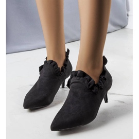 Sapatilha preta com cabedal Gavri preto 1