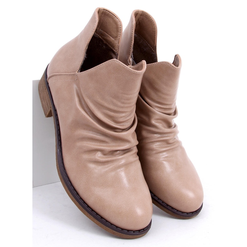 Botas com face recortada bege ST-22P Bege 1 Botas com face recortada bege ST-22P Bege 1