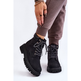 PG1 Botas femininas Trapper isoladas pretas até a metade com cadarço preto 1 PG1 Botas femininas Trapper isoladas pretas até a metade com cadarço preto 1