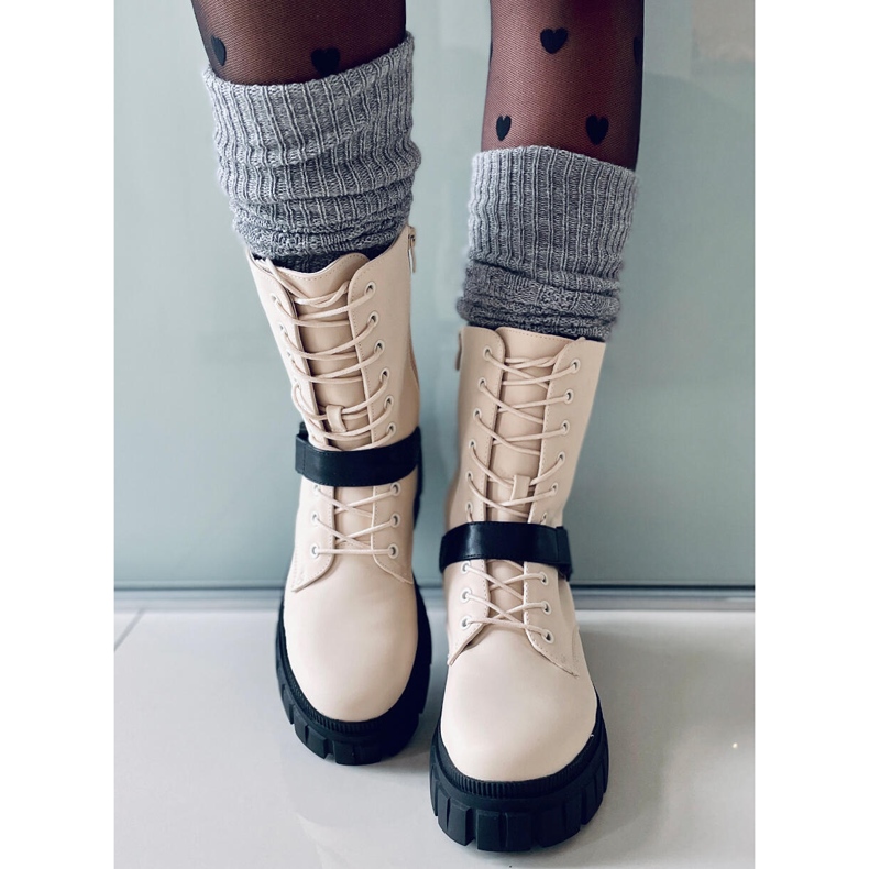 BM Botas rasas com cadarço Kieran Bege 2