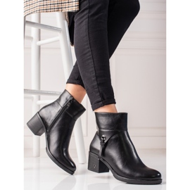 W. Potocki Botas femininas Potocki em um poste preto largo 1 W. Potocki Botas femininas Potocki em um poste preto largo 1