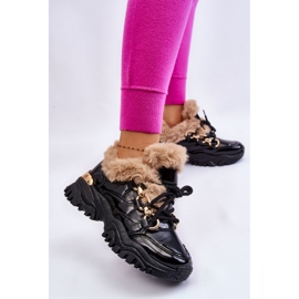 PM1 Tênis esportivo feminino isolado com cadarço preto Kerberos bege 2