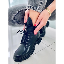 BM Botas de mulher com atacadores Wilde Black preto 1