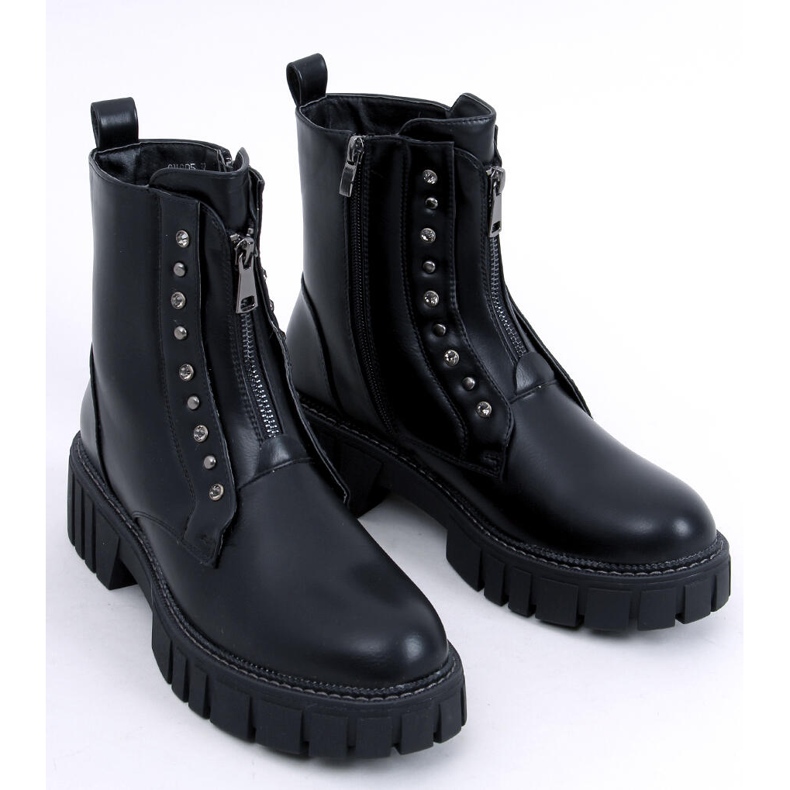 BM Botas Doyle Black preto 1