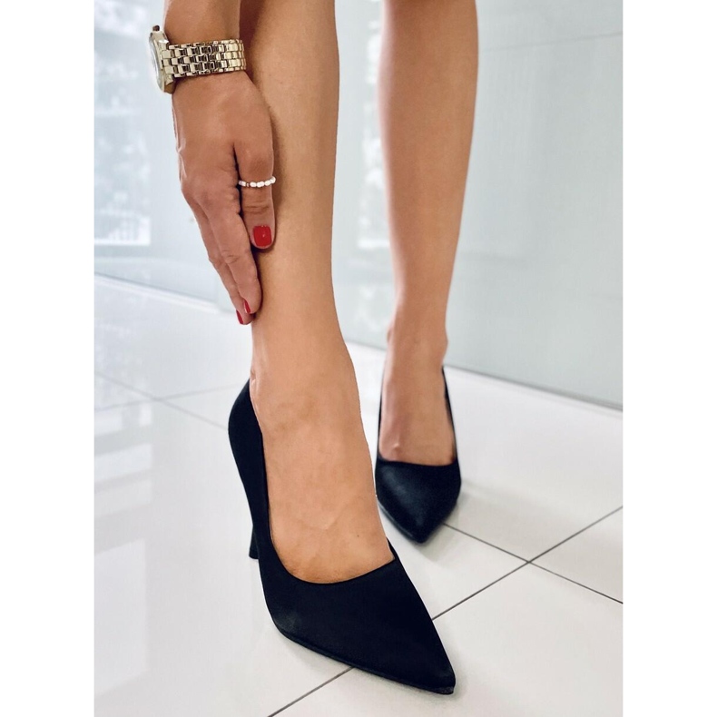 PA1 Sapatos com salto único da Lesley Black preto 1 PA1 Sapatos com salto único da Lesley Black preto 1