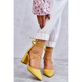 PA1 Sapatos clássicos de camurça com cadarço Amarelo Lucira 1