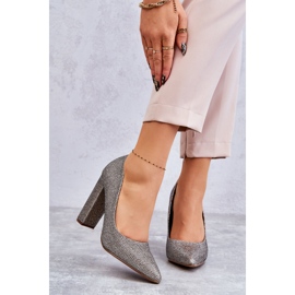 PA1 Sapatos brilhantes no salto prateado e dourado Elmira marrom prata 1