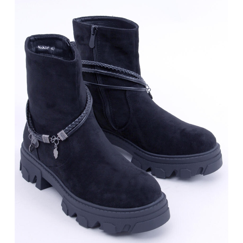 Bota rasa Connie Black preto 1 Bota rasa Connie Black preto 1