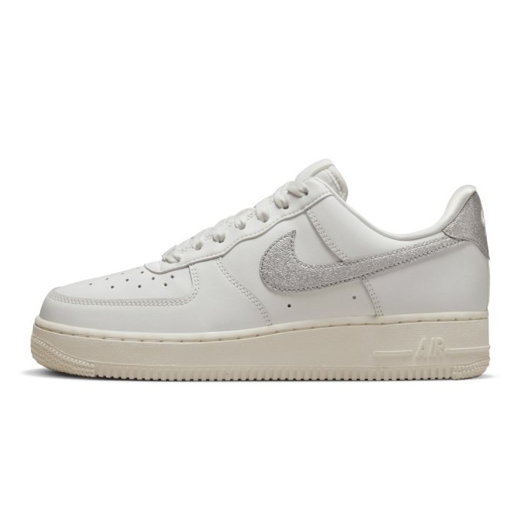 Tênis Nike Air Force 1 '07 W DQ7569-100 branco 1
