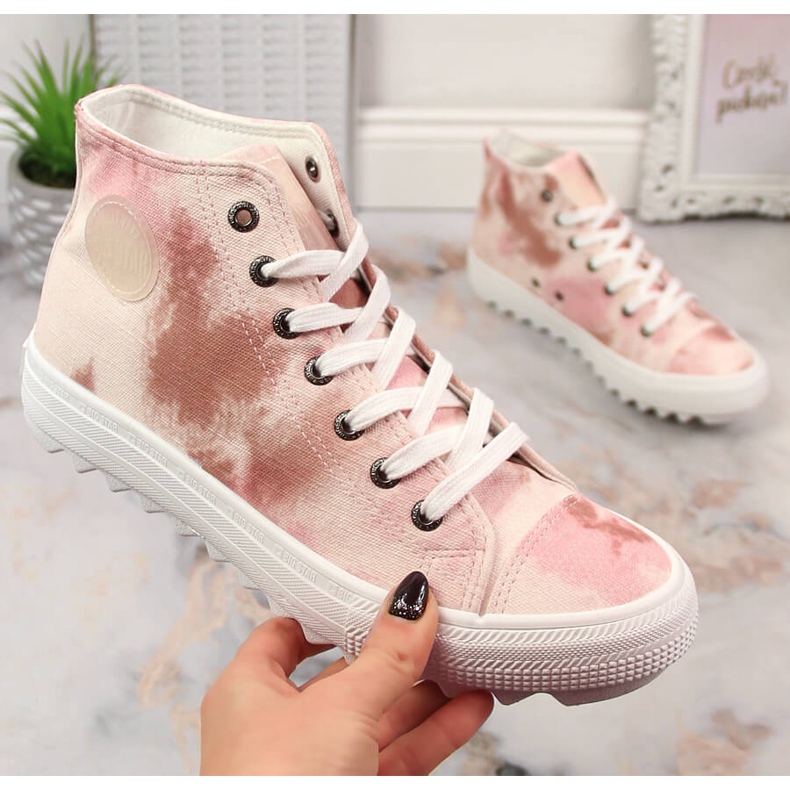 Tênis feminino Bege Big Star LL274048 1