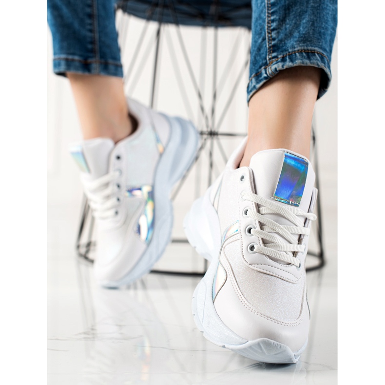 TRENDI Tênis Com Brilho branco prata 1