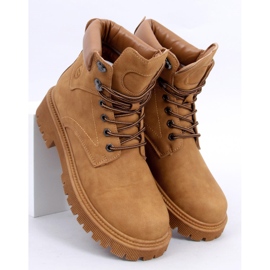 Botas Trapper isoladas Basco Camel bege 1