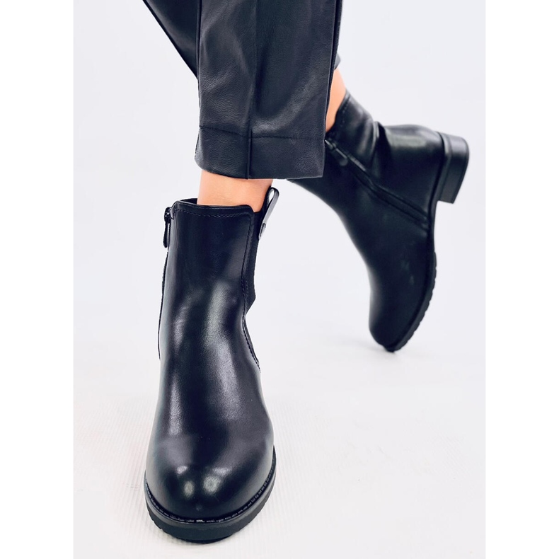 Bota Chelsea de mulher Robin Black preto 1