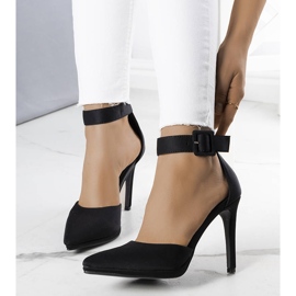 PA1 Salto preto elegante Gerardo 1