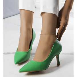 BM Sapatos de salto baixo verdes da Jayda 1