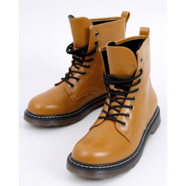 Botas bovver amarelas Carol castanho 2