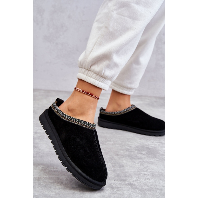 Camurcedores de camurça feminina com pêlo e bordado preto 3