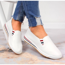 Sapatilhas brancas de mulher Filippo DP3510 em pele branco 1