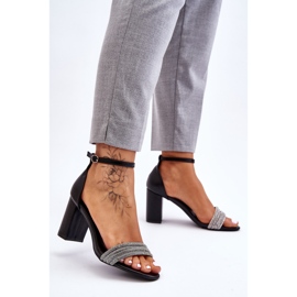 Sandálias elegantes com salto alto de zircônia cúbica preto Laurene 2