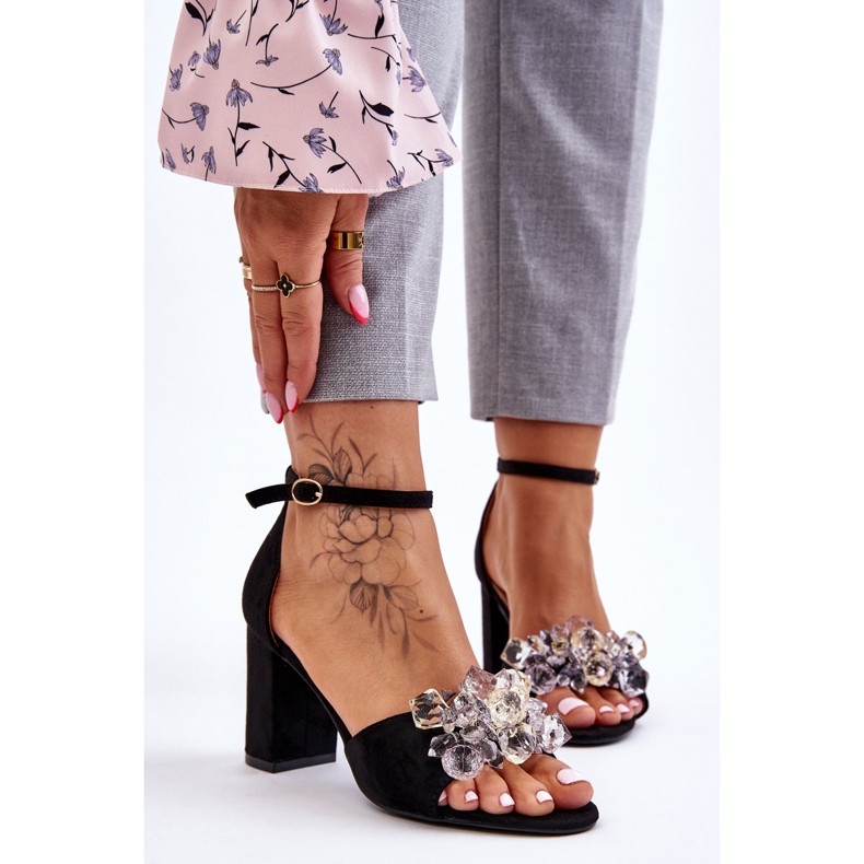 Sandálias pretas elegantes de salto alto Cameron com cristais preto 1