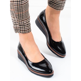 Sapatos de cunha femininos Vinceza pretos 2