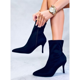 BM Ankle boot flexível Mallory Black. preto 2