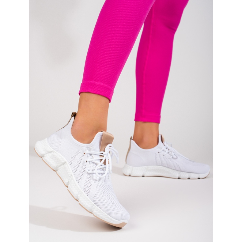 Tênis branco Shelovet com detalhe bege 1