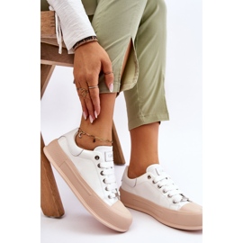 Tênis feminino com plataforma laqueada GOE LL2N4020 branco 2 Tênis feminino com plataforma laqueada GOE LL2N4020 branco 2