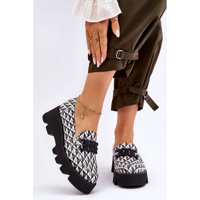 Mocassins em uma plataforma maciça Laura Messi 2601 preto e branco 1