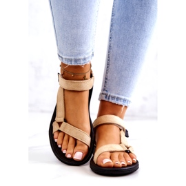 Sandálias esportivas femininas em camurça bege 3