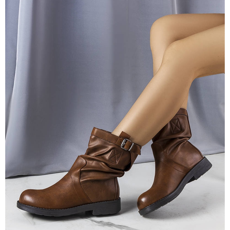 BM Charlene Bota rasa marrom sem cadarço castanho 1