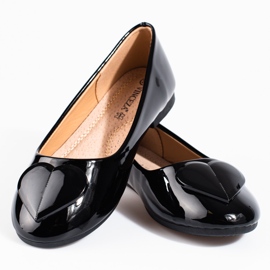 Bailarinas infantis Vinceza brancas com coração preto 1