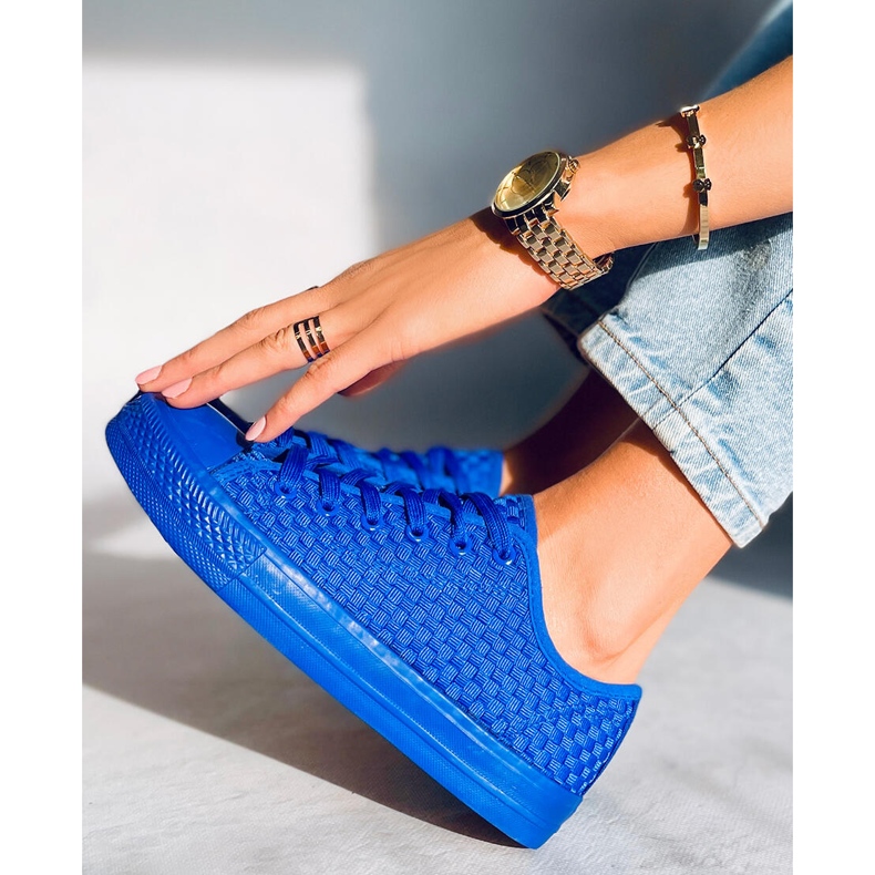 Tênis azul Sears de cor lisa 2