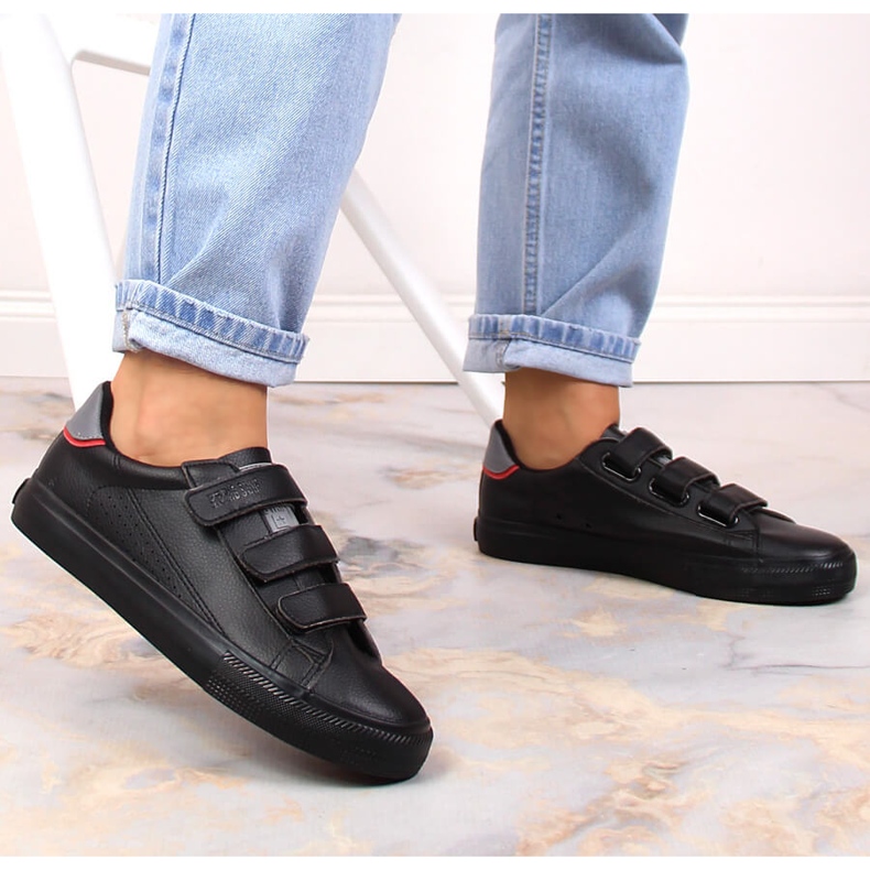 Tênis Big Star LL274A208 preto couro ecológico com velcro 2