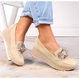 Mocassins de mulher em pele com cunha e cristais Filippo bege DP4563/23 1