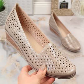 Sapatos de cunha vazados bege brilhantes de mulher Potocki SZ12018 2