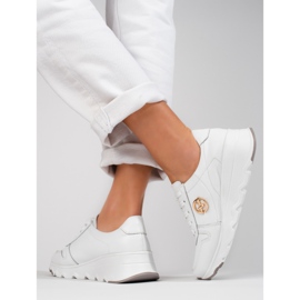 Sapatilhas de mulher Vinceza brancas em pele branco 2