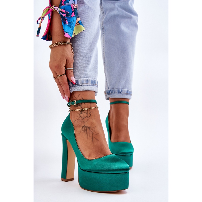 BM Bombas da moda em um salto alto Green Hayden verde 1