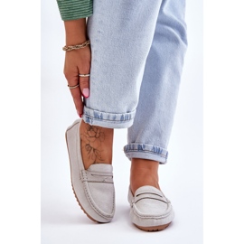 FC3 Mocassim Clássico Feminino de Camurça Cinza Ivana 1