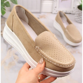 Mocassins de camurça de mulher na plataforma bege Artiker 52C1759 1