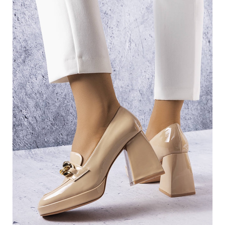 Sapatos de couro bege Vinceza 1