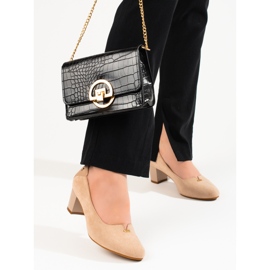 Sapatos femininos elegantes de camurça com salto baixo Vinceza bege 1