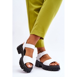 Vinceza Sandálias femininas rasas de couro branco Dean 2